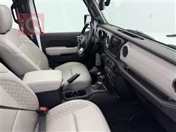 جیپ گلادیەتەر